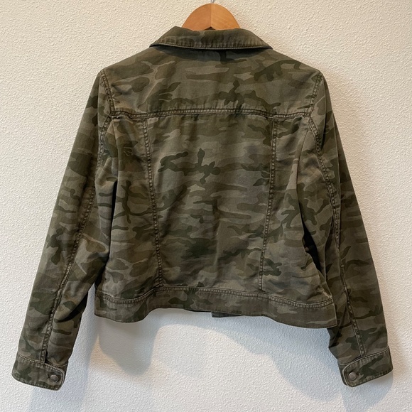 Loft Camo Jacket  Large - Picture 2 of 5